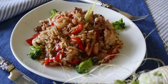riž z zelenjavo za dukanovo dieto